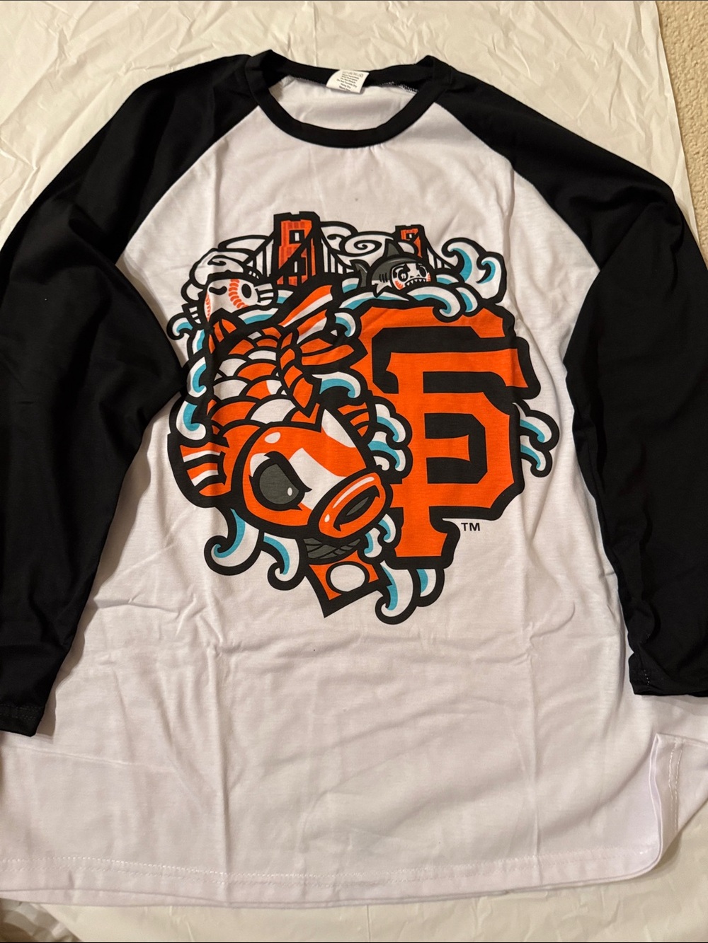 SF Giants Sumofish Black & White Graphic Tee 3/4 sleeve Men’s Large